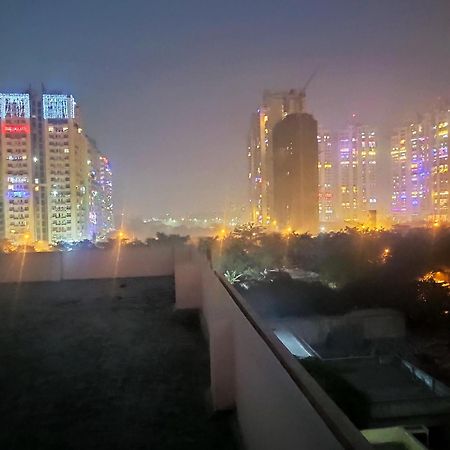 Yog Bhawan Aparthotel Greater Noida Exterior foto